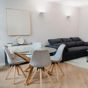  Appartamento Exclusive In Piazza Italia In